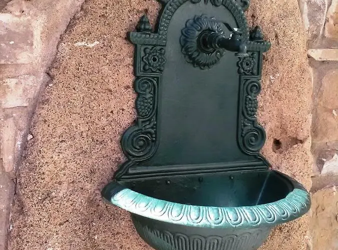 Aurora's House 3* 卡斯特拉巴特